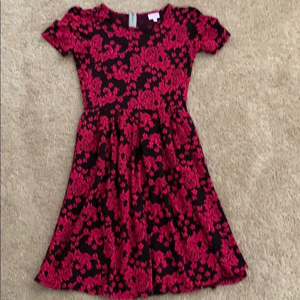 Lularoe Amelia Dress M Black and Dark Pink Floral
